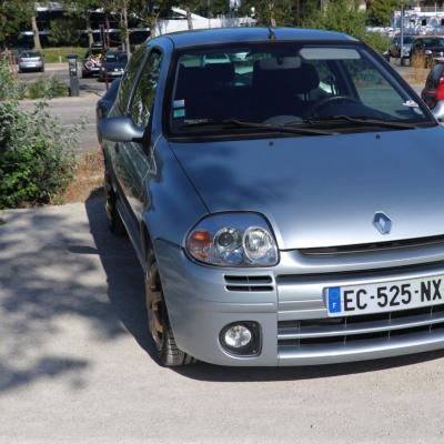 Clio V6