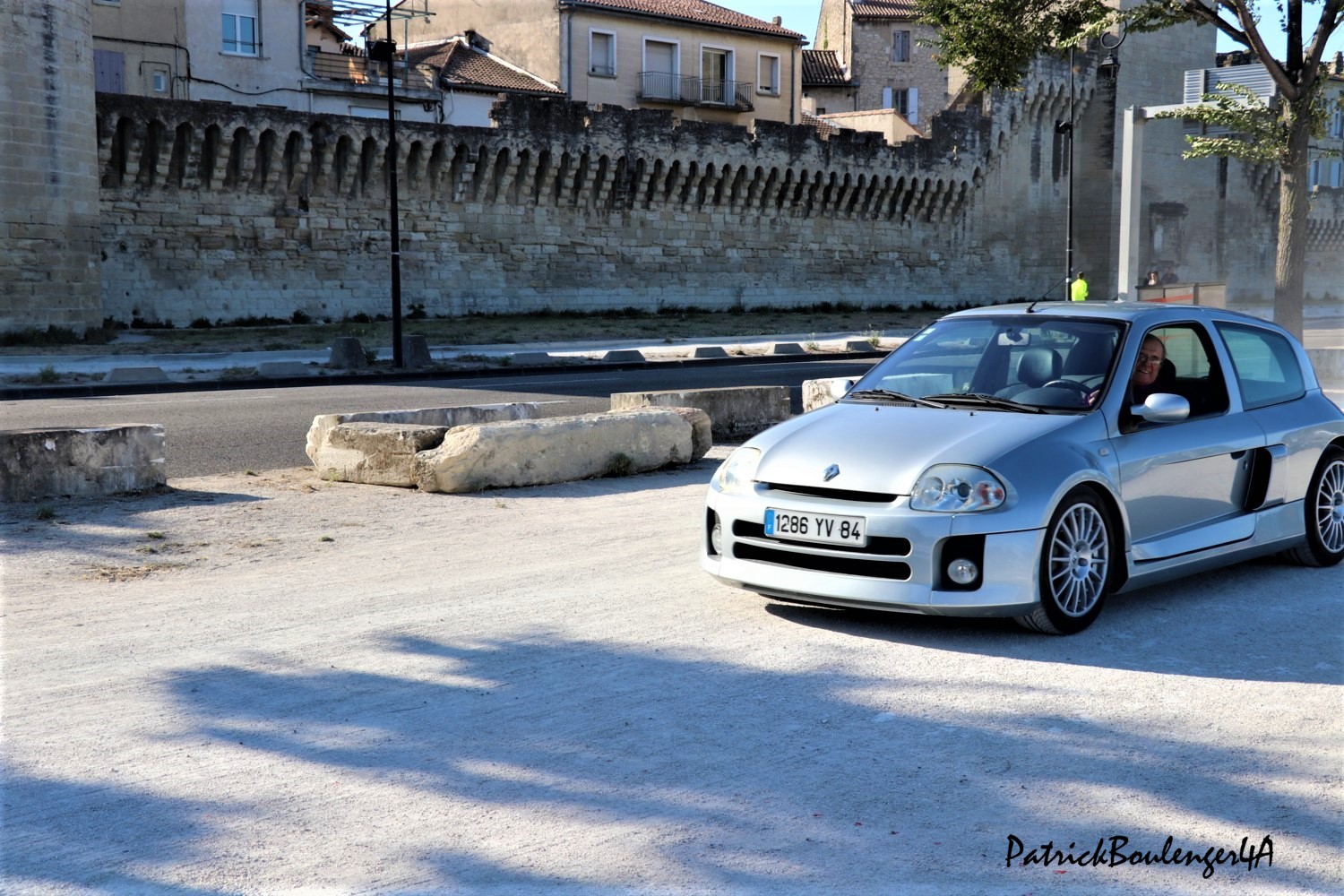 Renault Clio V6