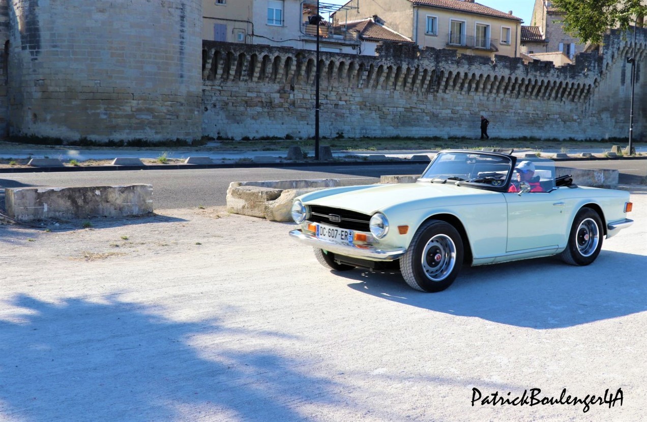 Triumph TR6 PI