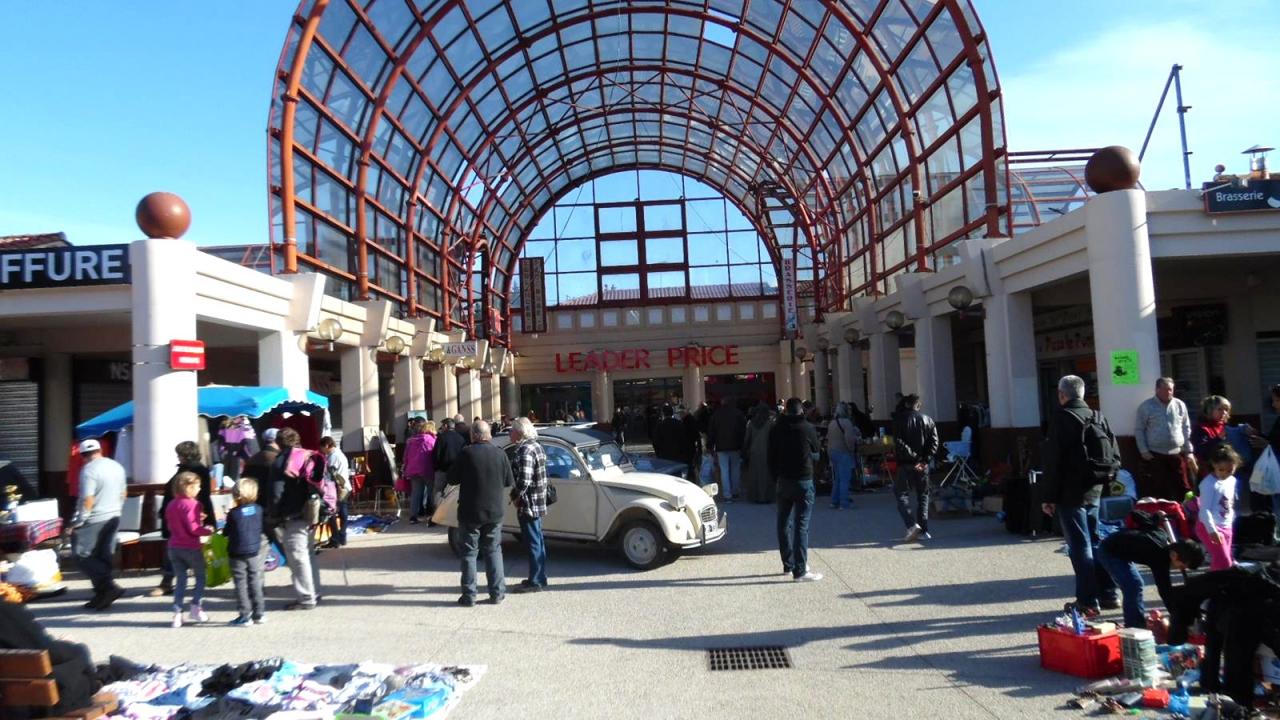 15 nov 2015 VIDE GRENIERS PONT DES 2 EAUX