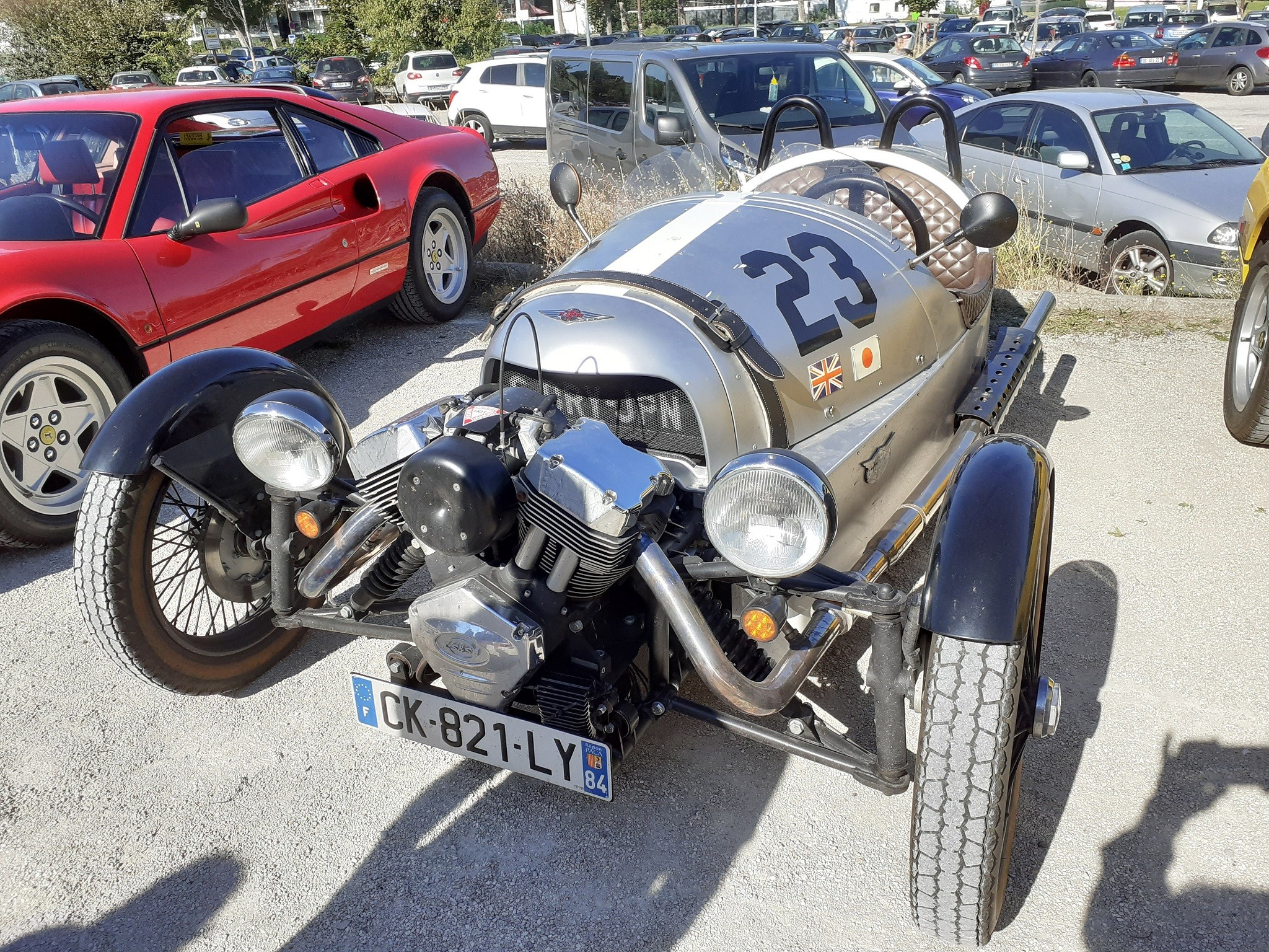 Le Morgan Three wheeler de Katarina.