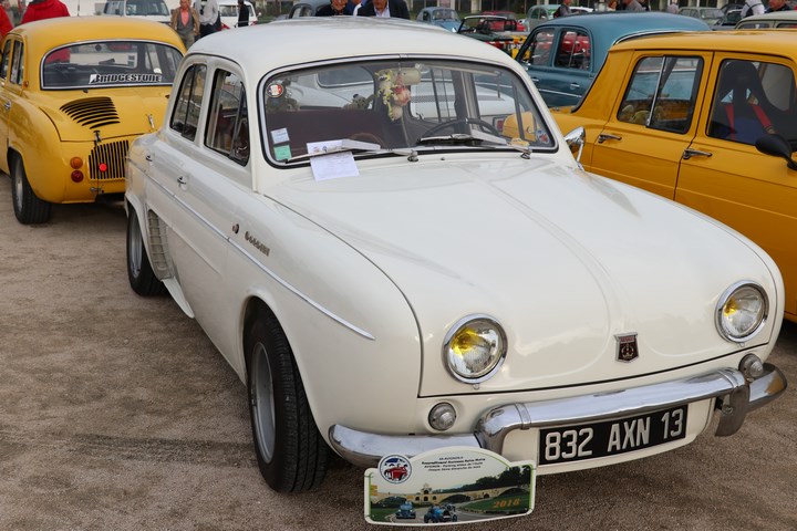 Renault Dauphine