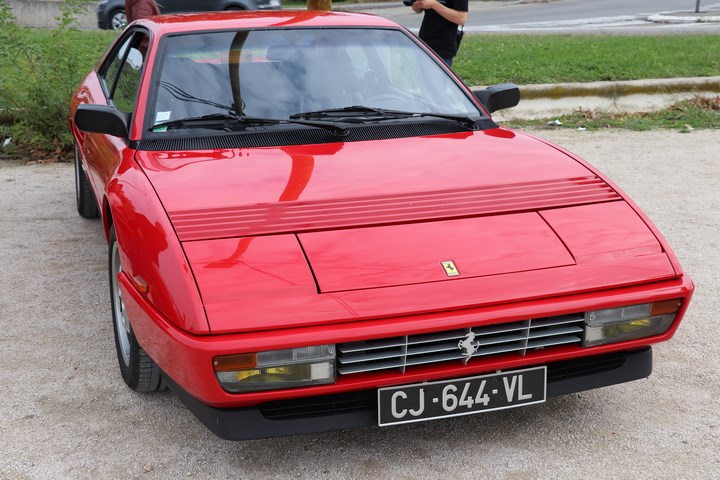 Ferrari Mondial