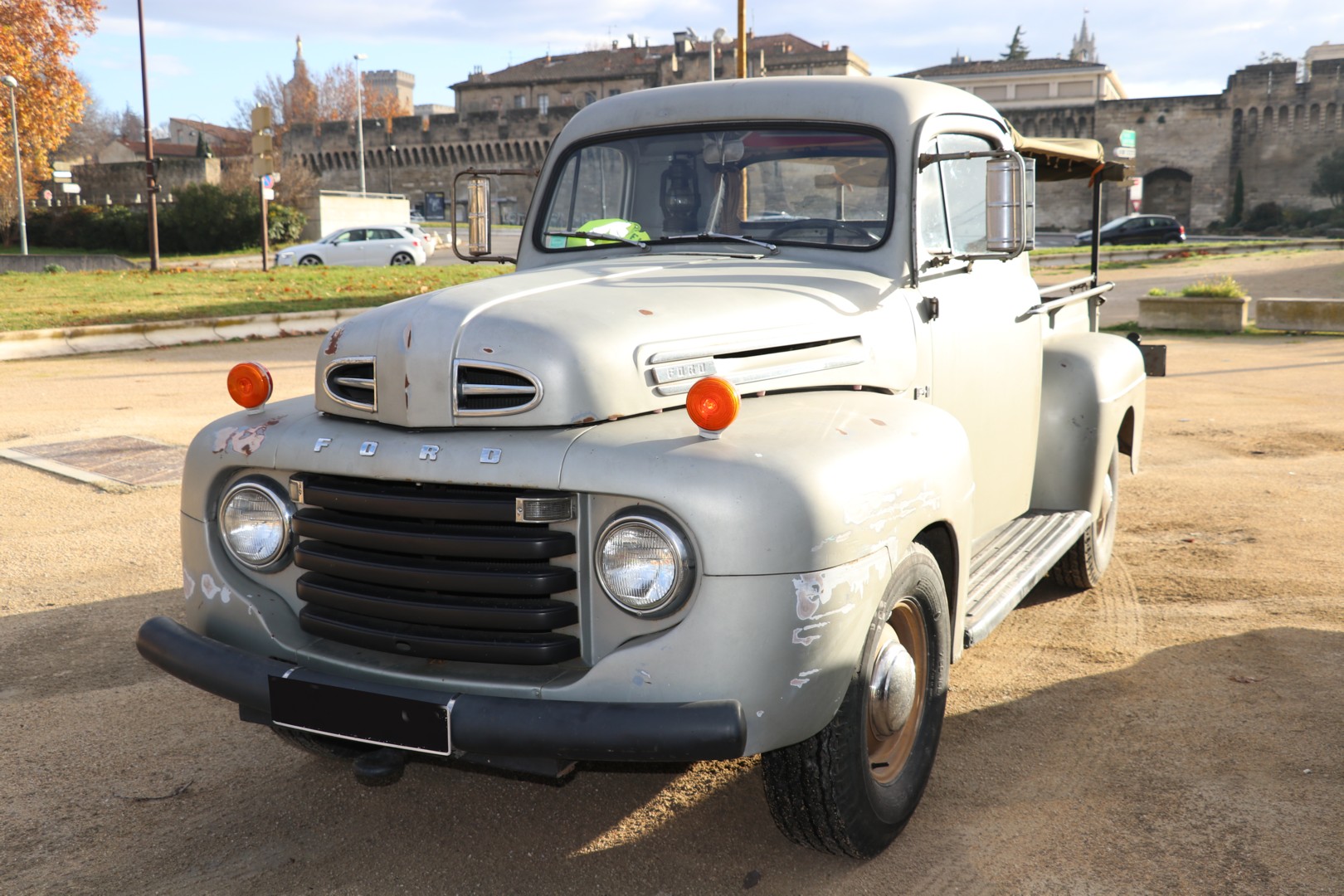 Ford Pickup