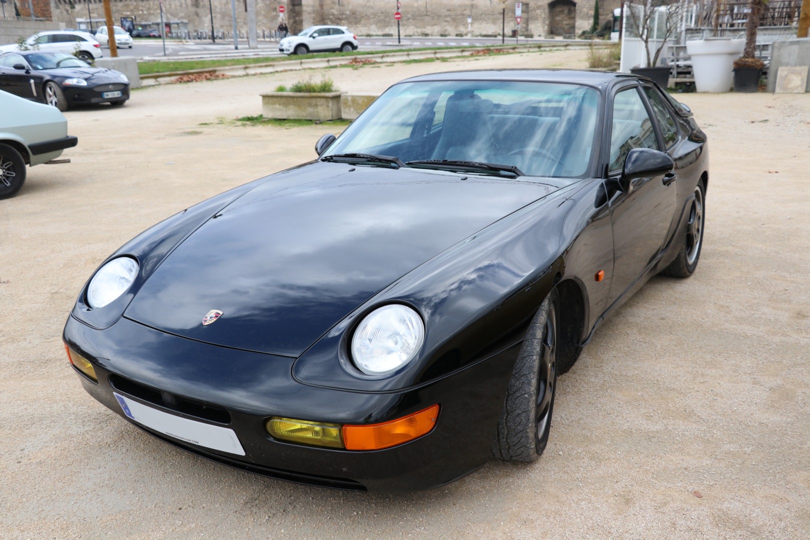 Porsche 968