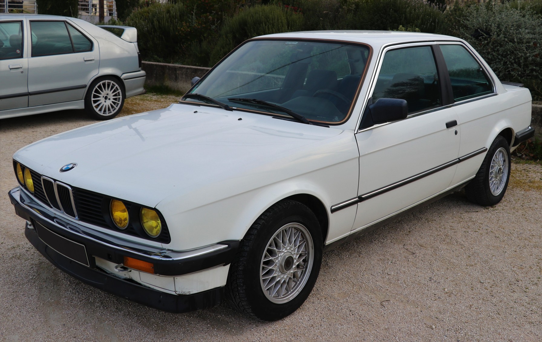 BMW 325i