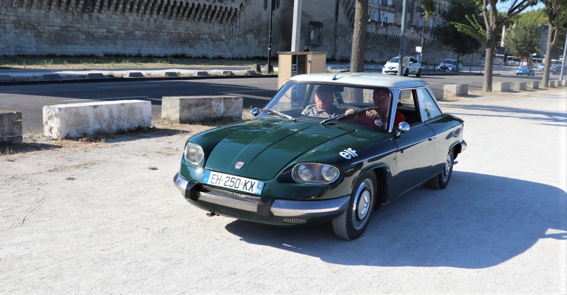 Panhard 24