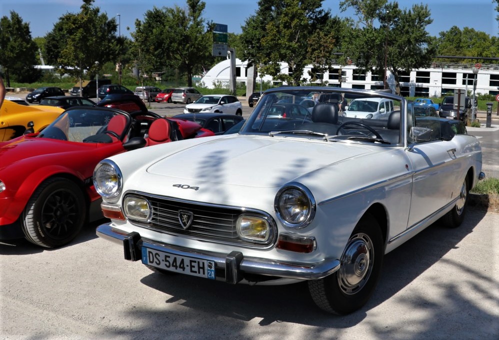 Peugeot 404 cabriolet