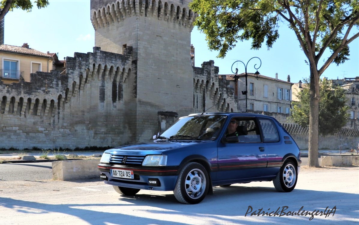 Peugeot 205 GTI