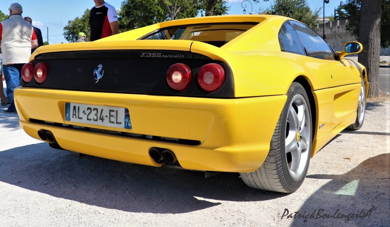  Ferrari 355